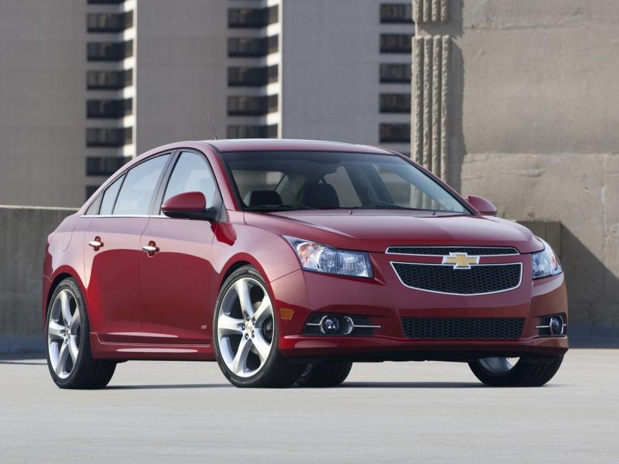  Chevrolet Cruze RS 2010 года  (фото 3 из 14)